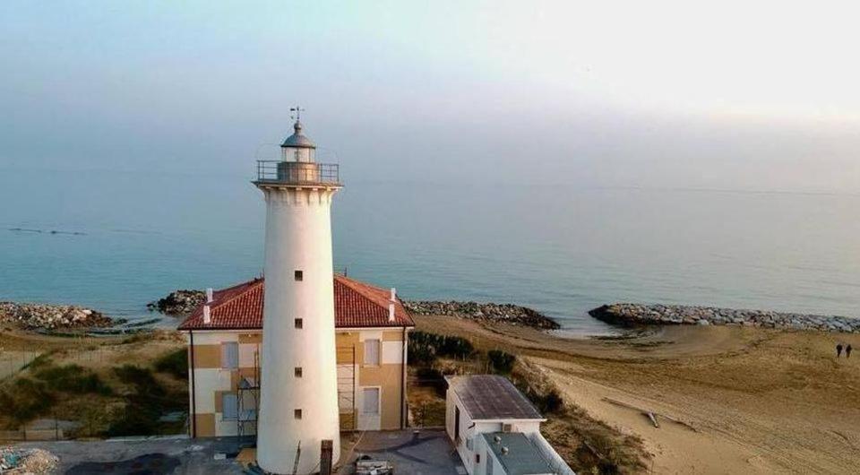 Hotel Karibe Bibione Bagian luar foto